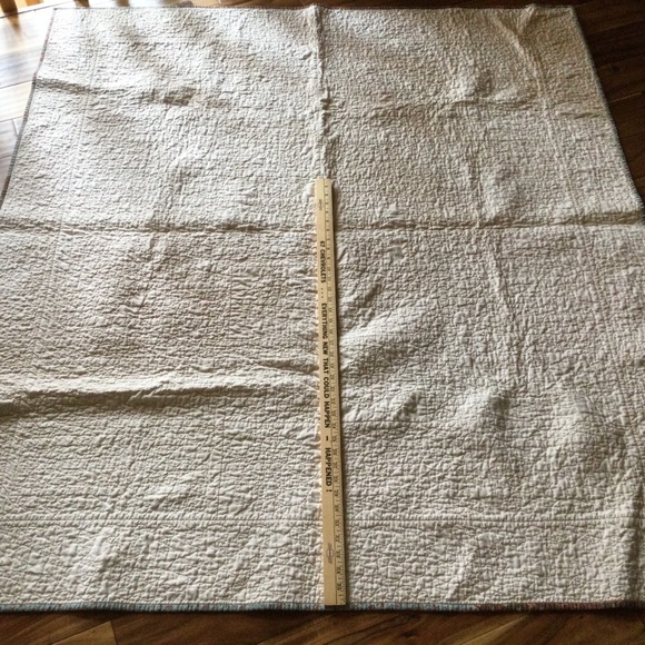 Beautiful Handcrafted Cotton Quilt Size 61x54 - Picture 8 of 8